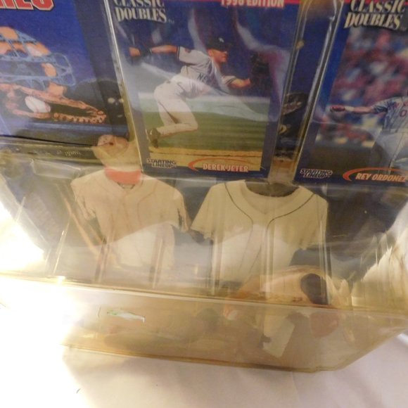 Kenner Starting Lineup Classic Doubles Derek Jeter and Rey Ordonez 1998 MLB - Picture 9 of 11